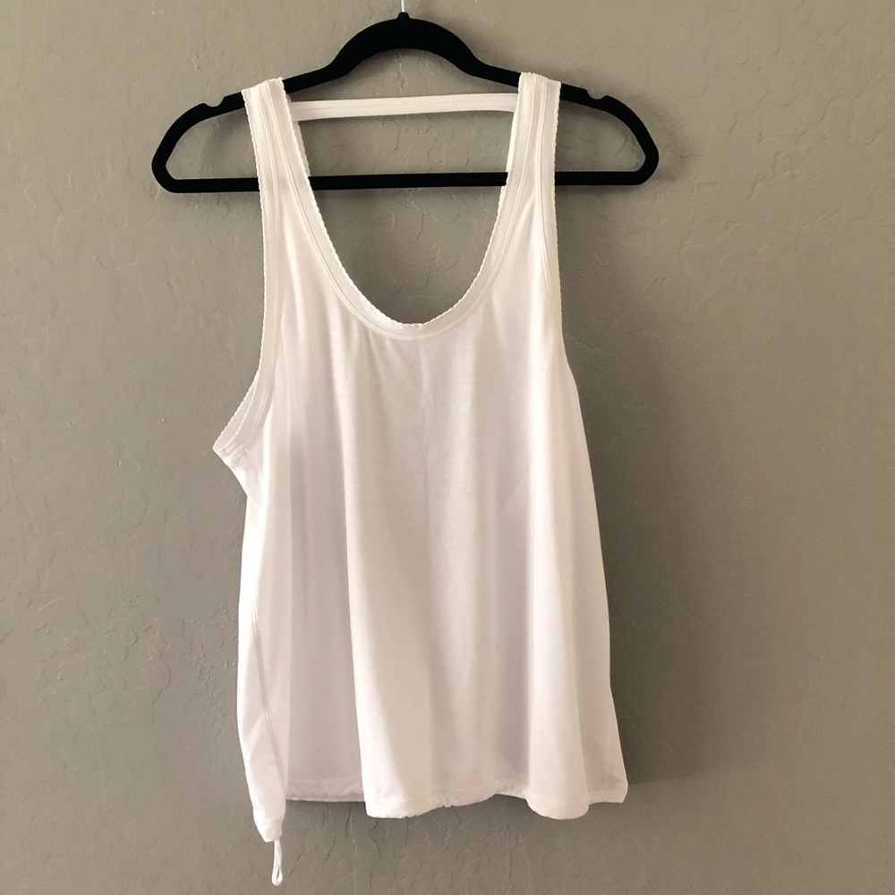 Lululemon White Open Back Tank Size 6